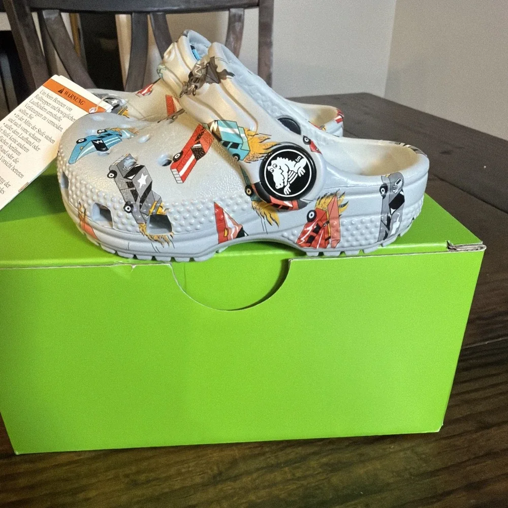 Crocs Classic Race Cars Graphic Clogs Toddler C4 Mirage Multi NWT